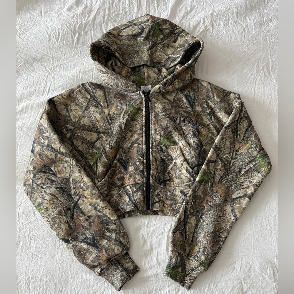 VITAL APPAREL CROPPED HODDIE ZIP UP CAMOUFLAGE CAMO ACTIVEWEAR CLOTHES